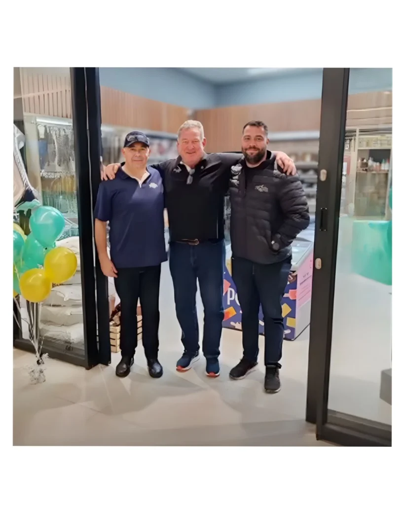 NamDeli Partners with SA Biltong Master – SA Biltong & Deli Opens in Sandown Retail Crossing 3 Henry en SA Biltong Span